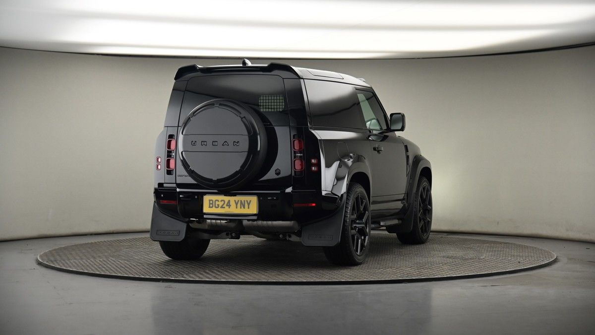 More views of Land Rover Defender 90