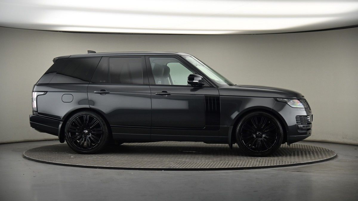 More views of Land Rover Range Rover