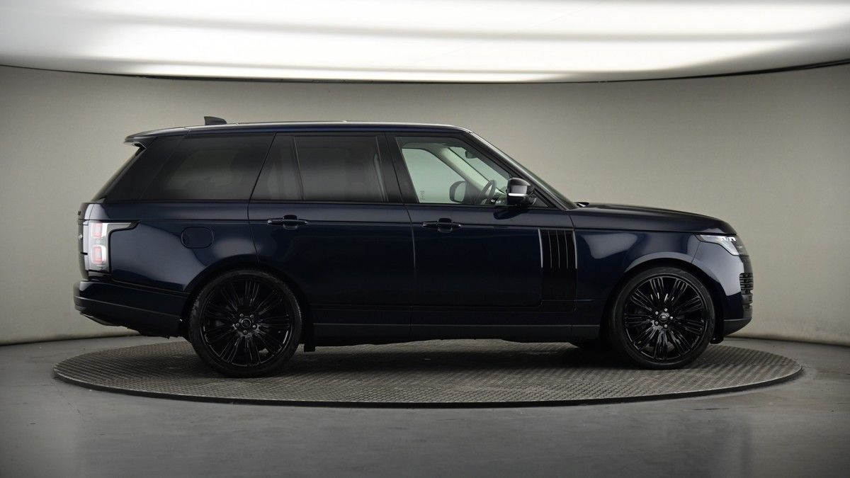 More views of Land Rover Range Rover