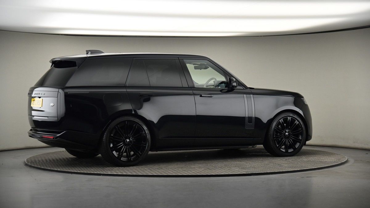 More views of Land Rover Range Rover