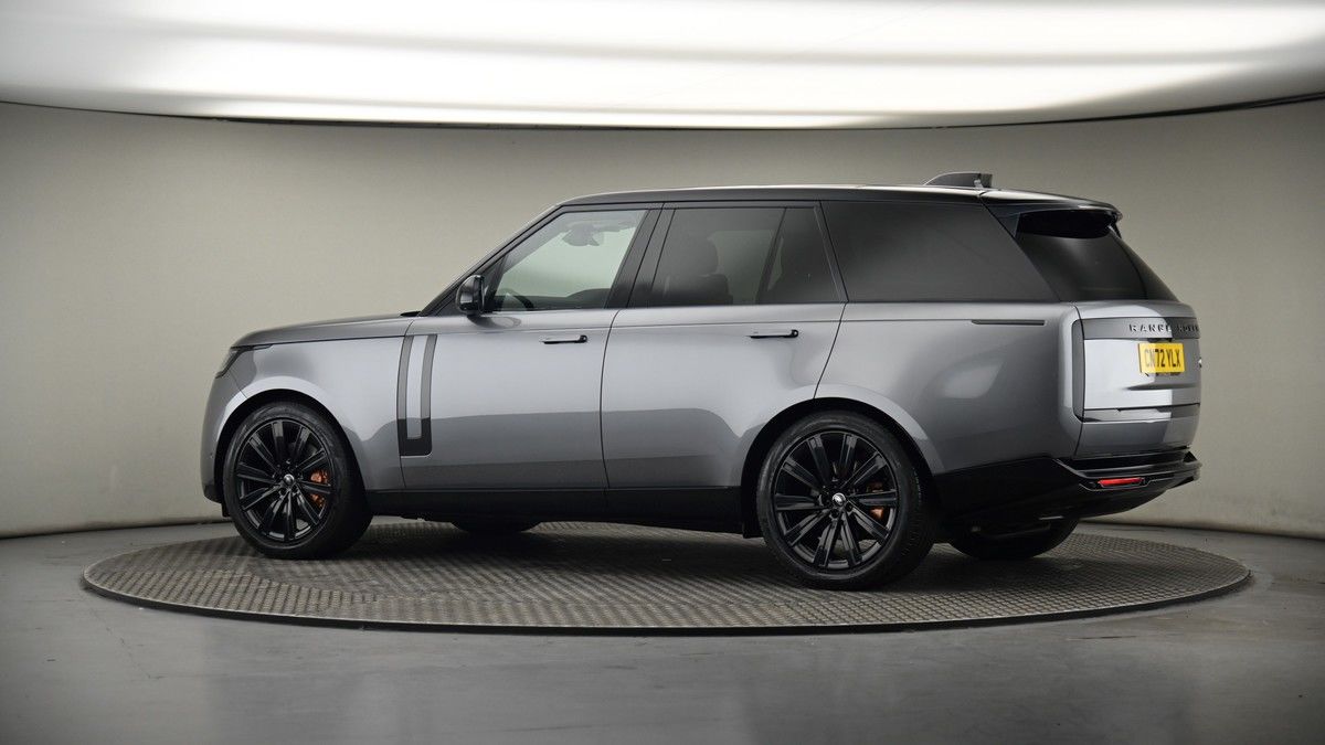 More views of Land Rover Range Rover