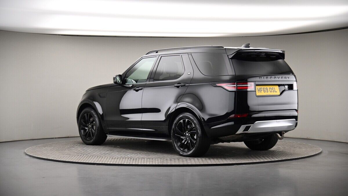 More views of Land Rover Discovery