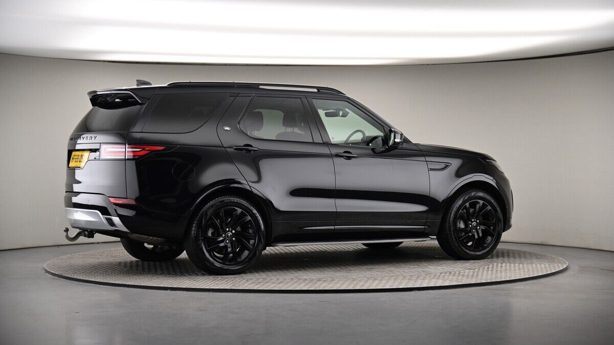 More views of Land Rover Discovery