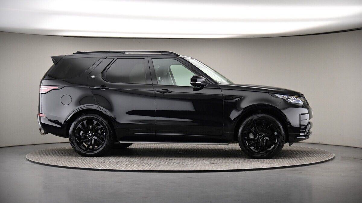 More views of Land Rover Discovery