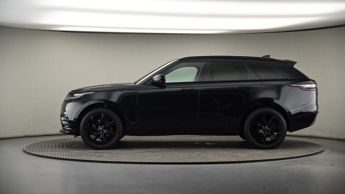 Land Rover Range Rover Velar Image 37