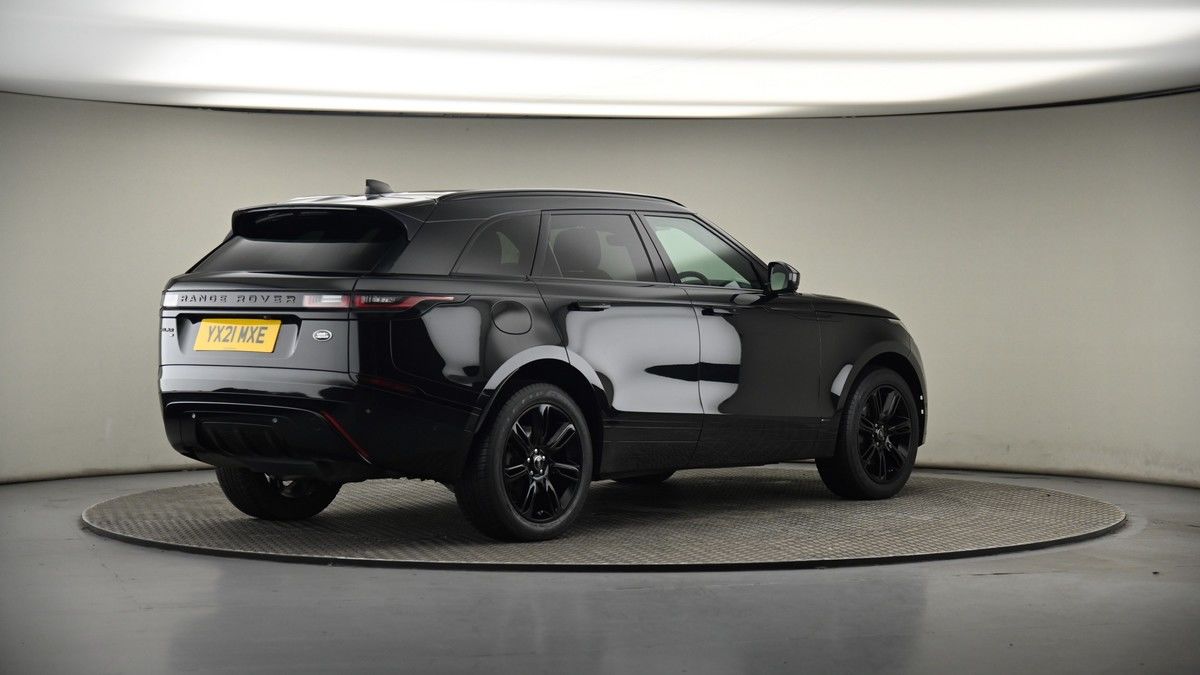 Land Rover Range Rover Velar Image 13