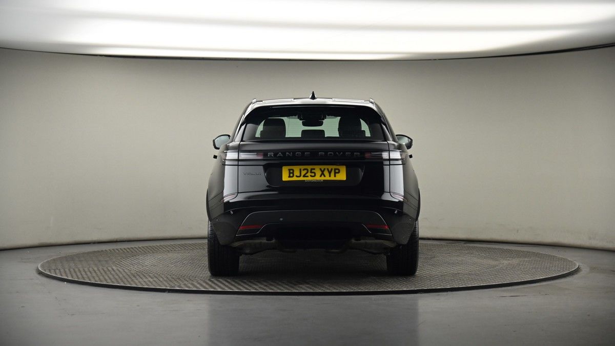 Land Rover Range Rover Velar Image 17
