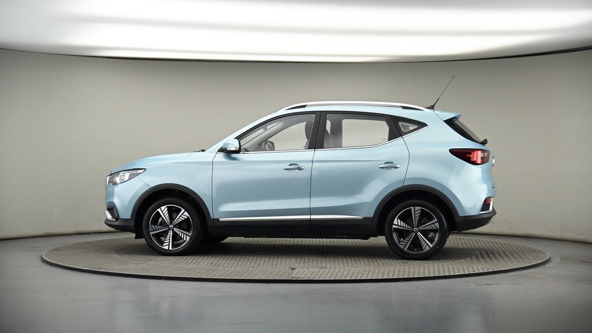 More views of MG MG ZS