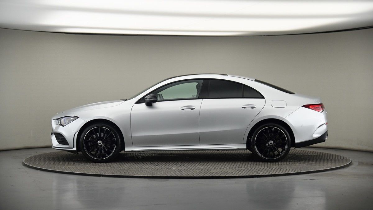 Mercedes-Benz CLA Image 19