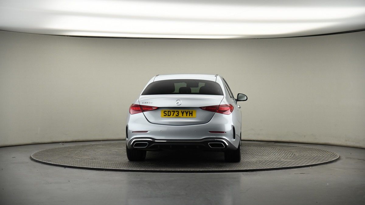 Mercedes-Benz C Class Image 16