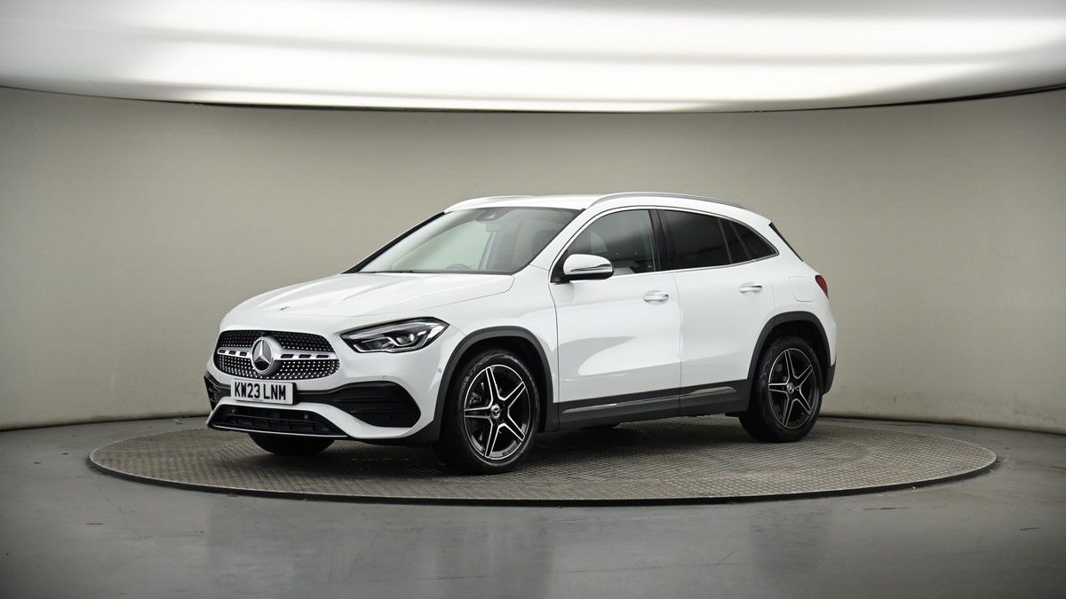 More views of Mercedes-Benz GLA