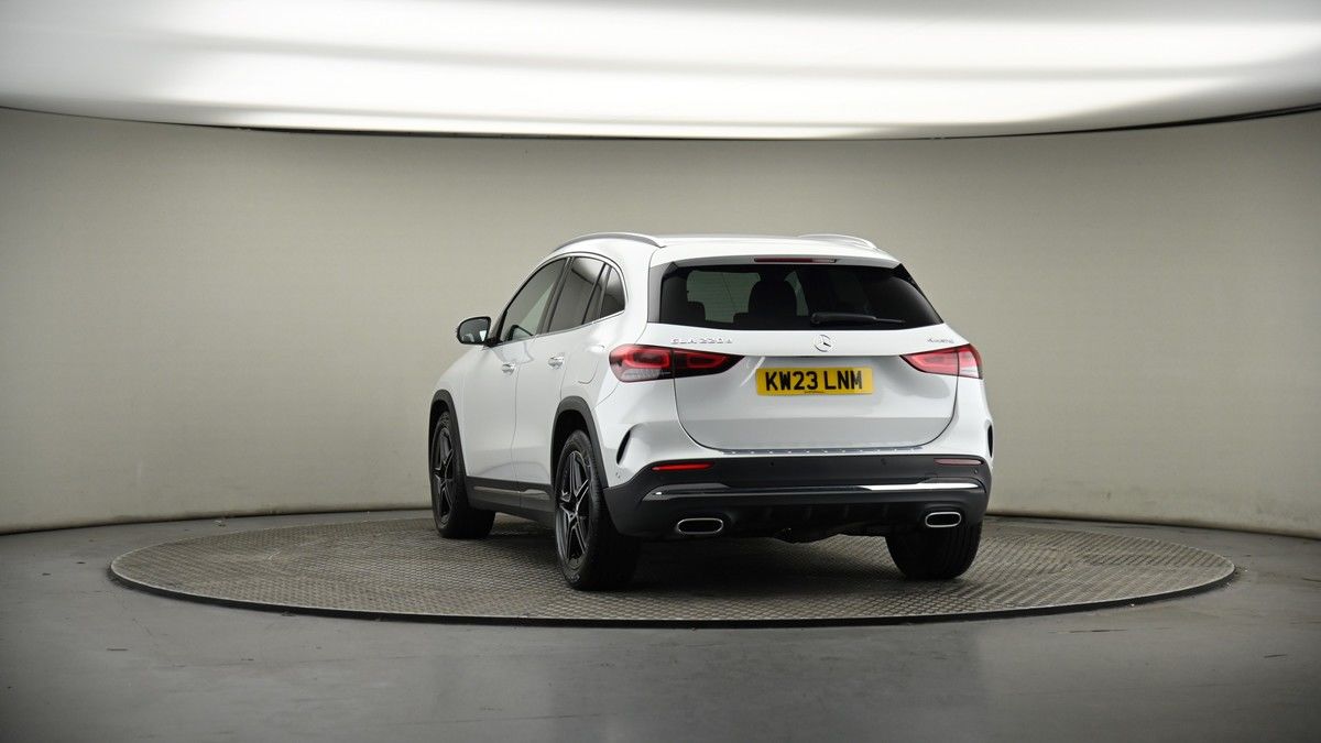More views of Mercedes-Benz GLA