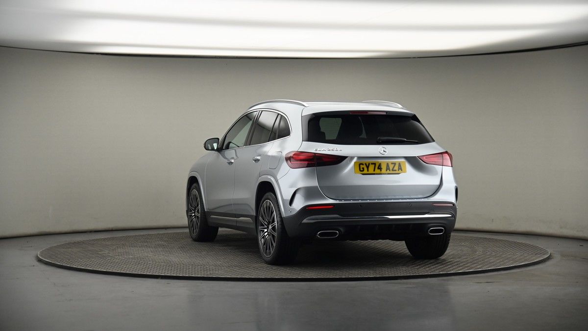 More views of Mercedes-Benz GLA