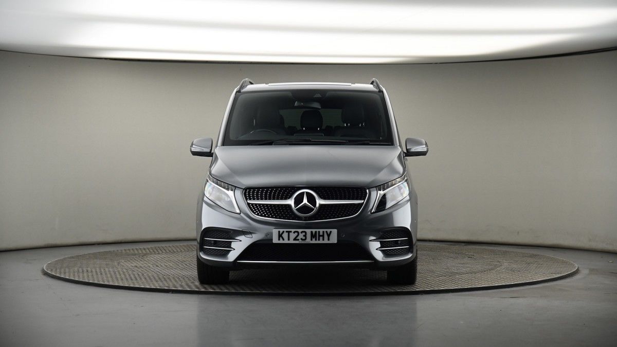 Mercedes-Benz V Class Image 18