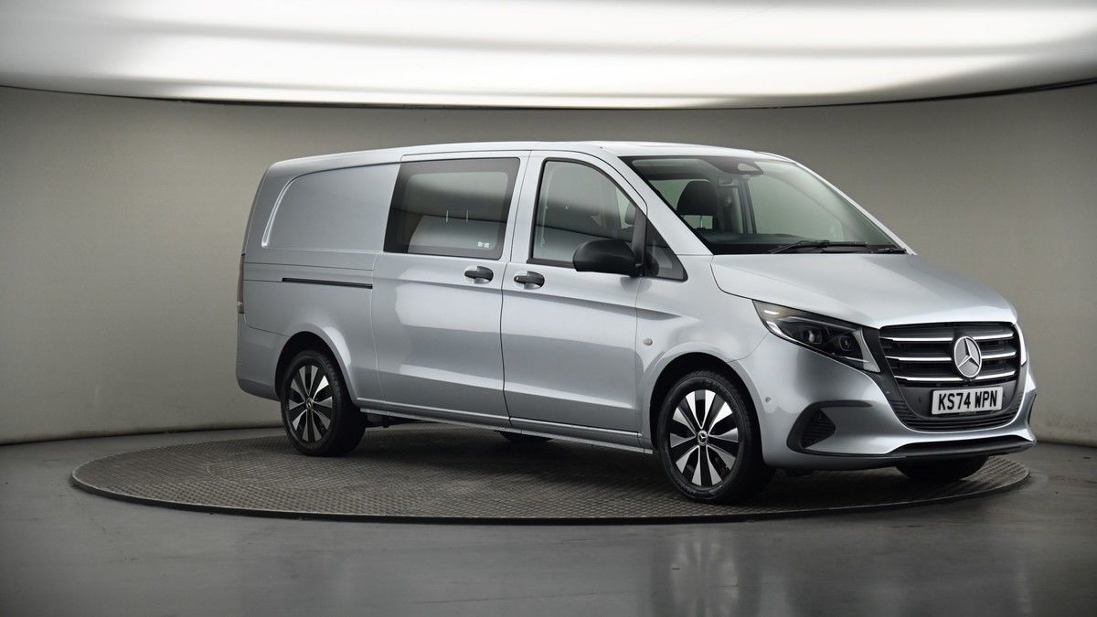 More views of Mercedes-Benz Vito