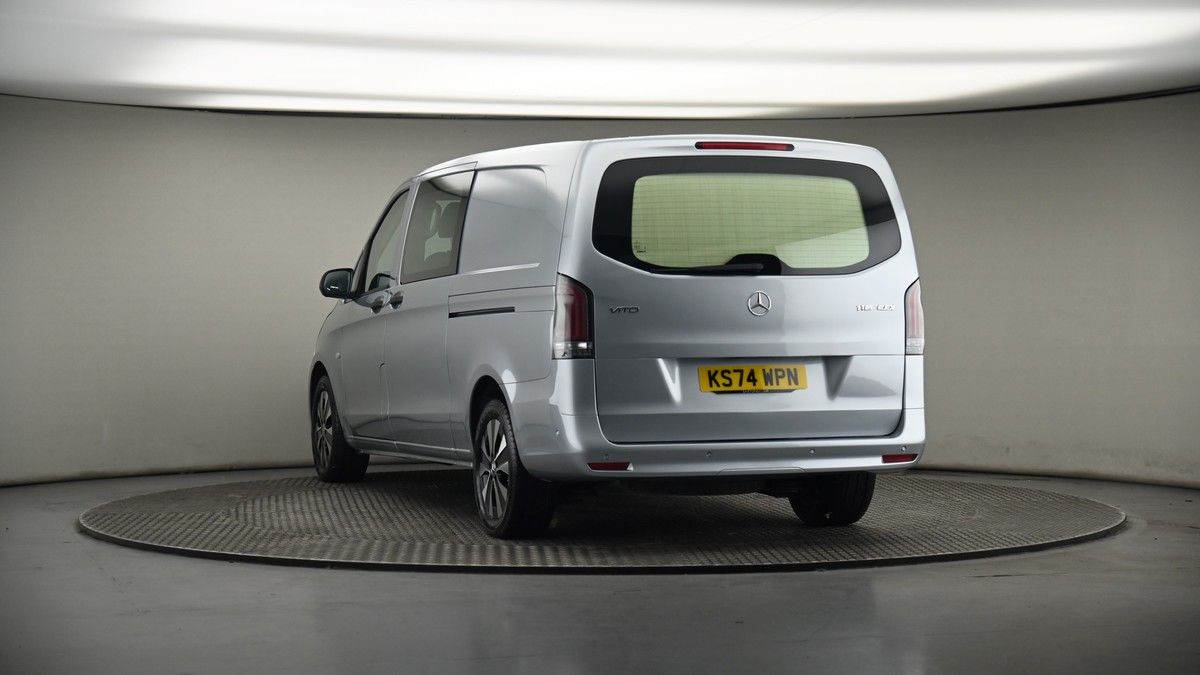 More views of Mercedes-Benz Vito