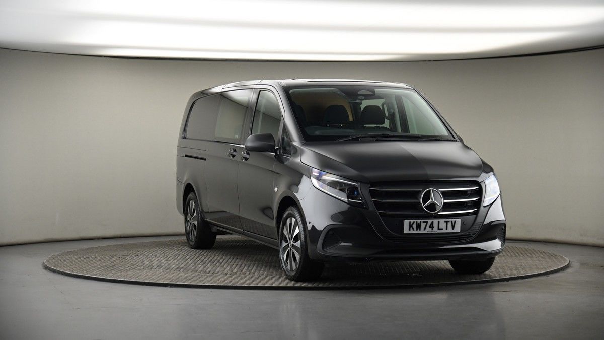 More views of Mercedes-Benz Vito