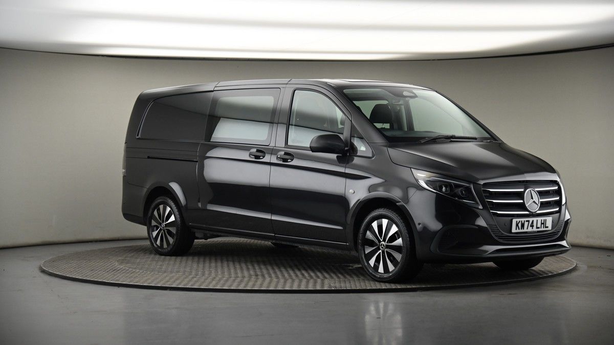 More views of Mercedes-Benz Vito