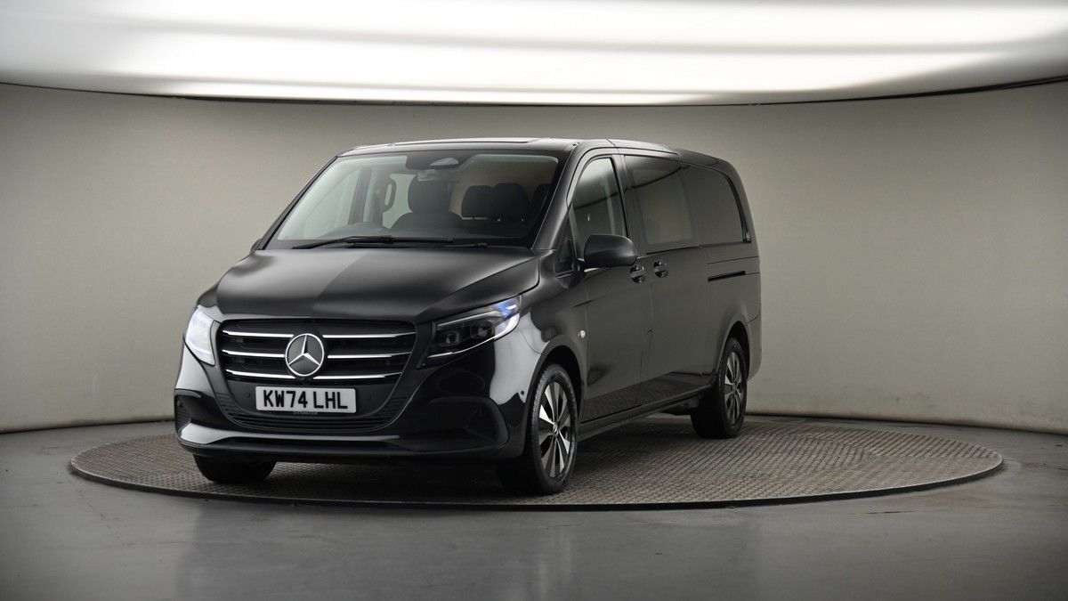 More views of Mercedes-Benz Vito