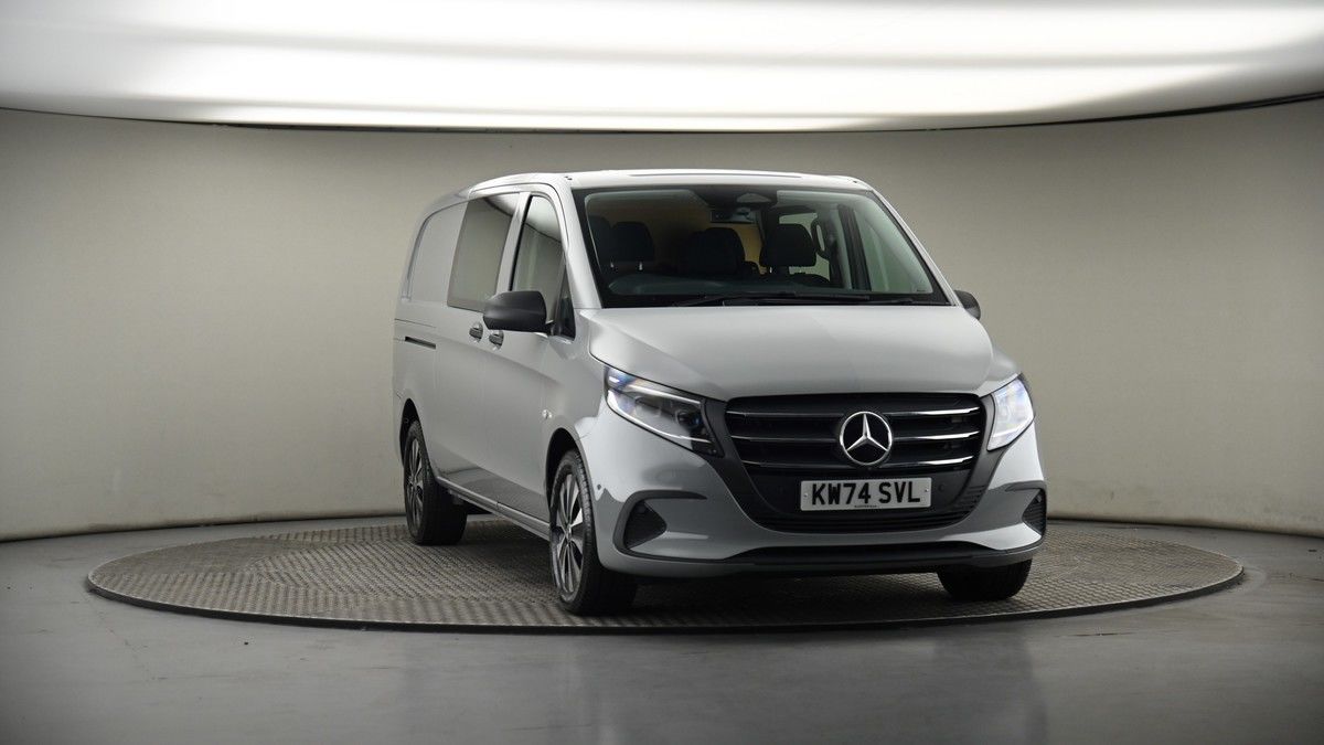 More views of Mercedes-Benz Vito