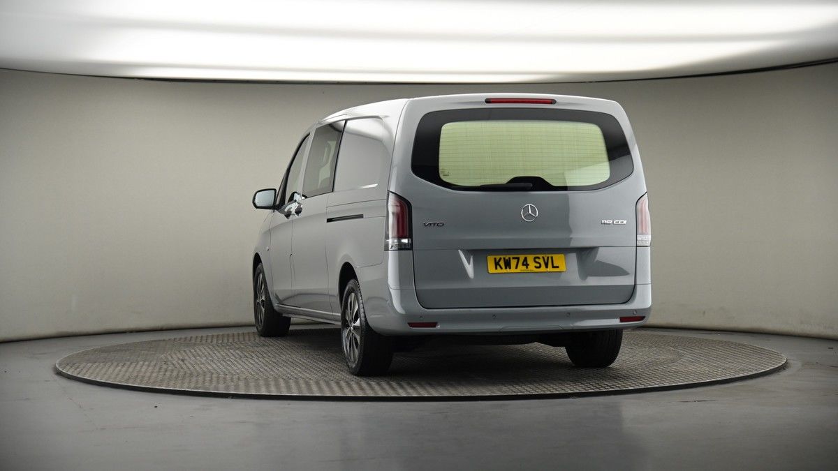 More views of Mercedes-Benz Vito