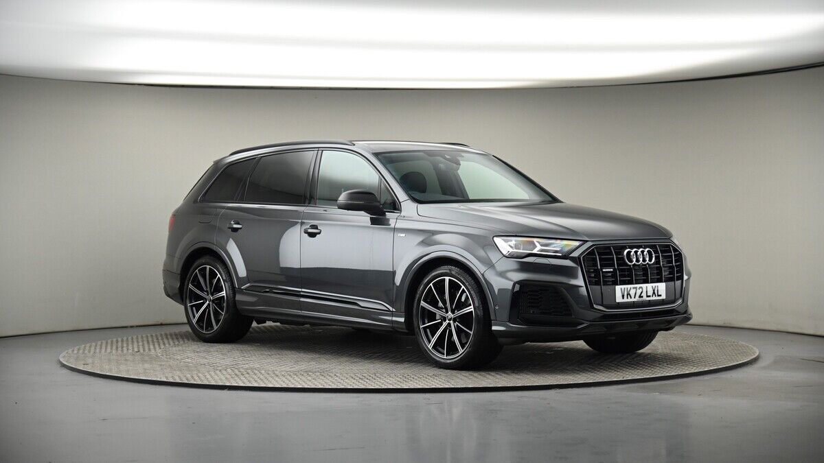 More views of Audi Q7