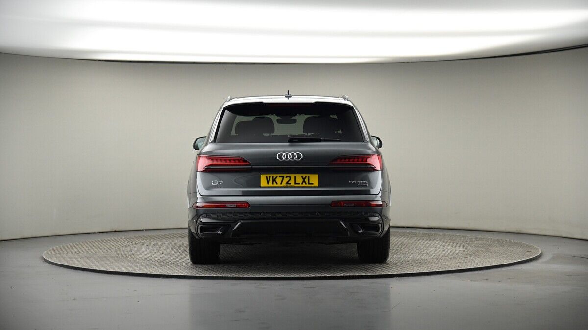 Audi Q7 Image 33