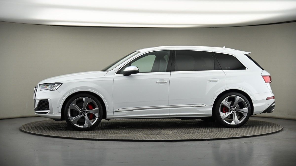 More views of Audi SQ7