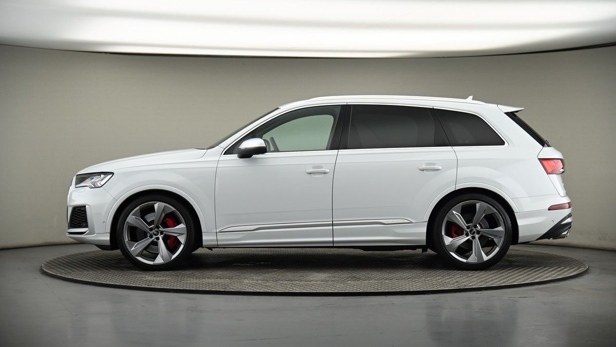 Audi SQ7 Image 19