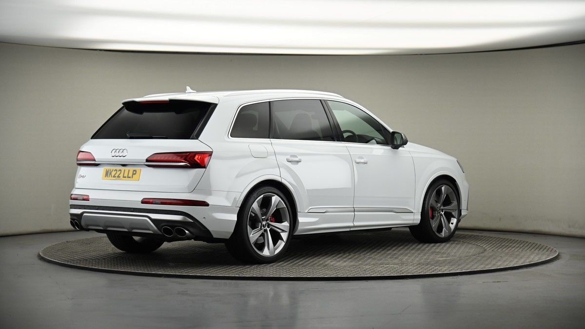 Audi SQ7 Image 7