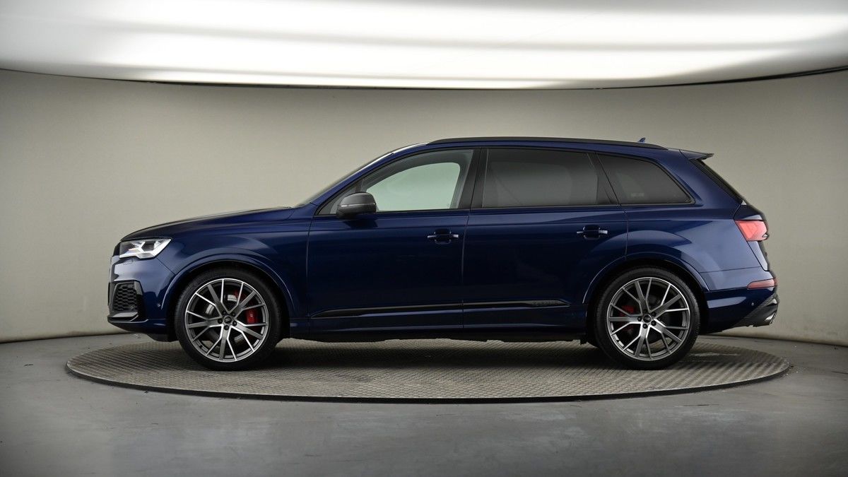 Audi SQ7 Image 19