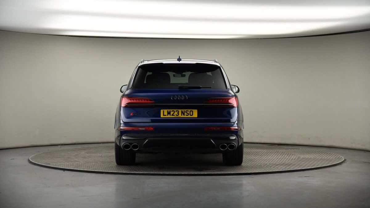 Audi SQ7 Image 17