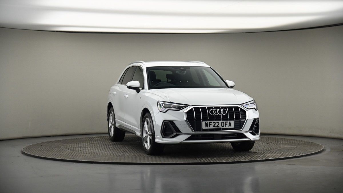 More views of Audi Q3
