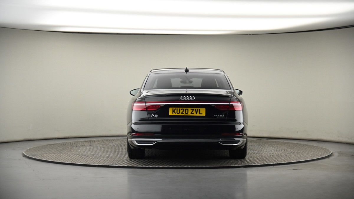 Audi A8 Image 17