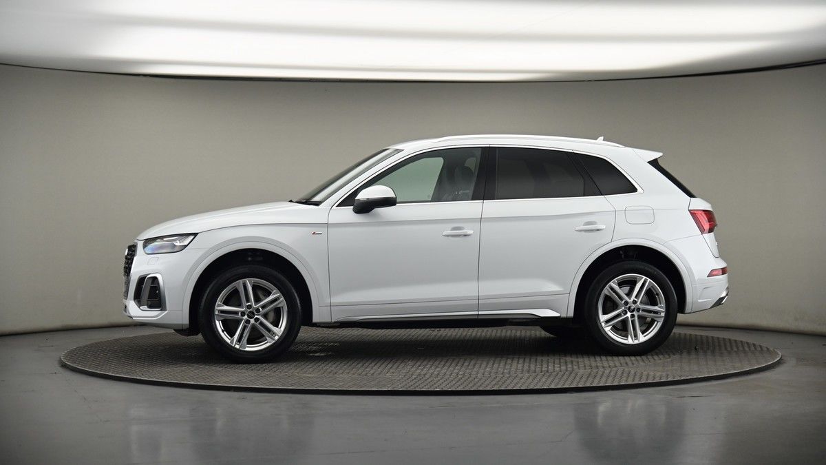 More views of Audi Q5