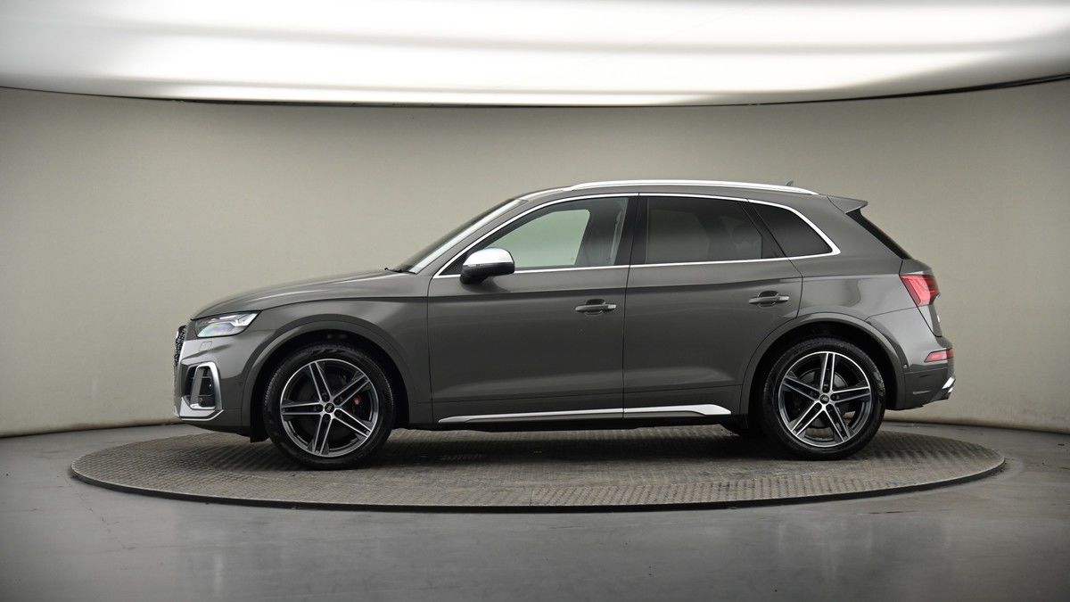 More views of Audi SQ5
