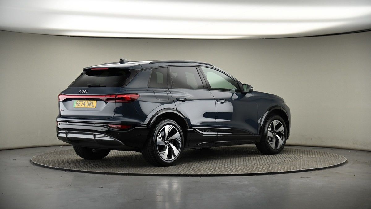 Audi Q6 e-tron Image 7