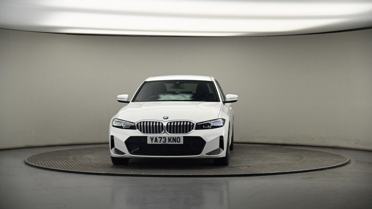 BMW 3 Series Image 18
