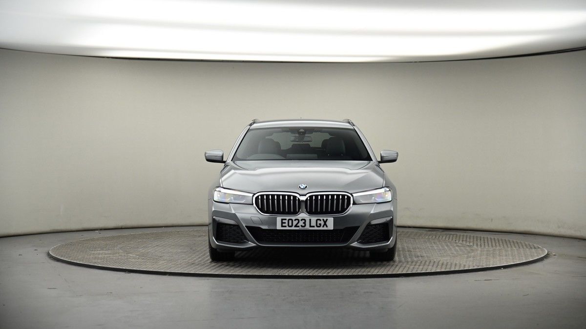 BMW 5 Series Image 17