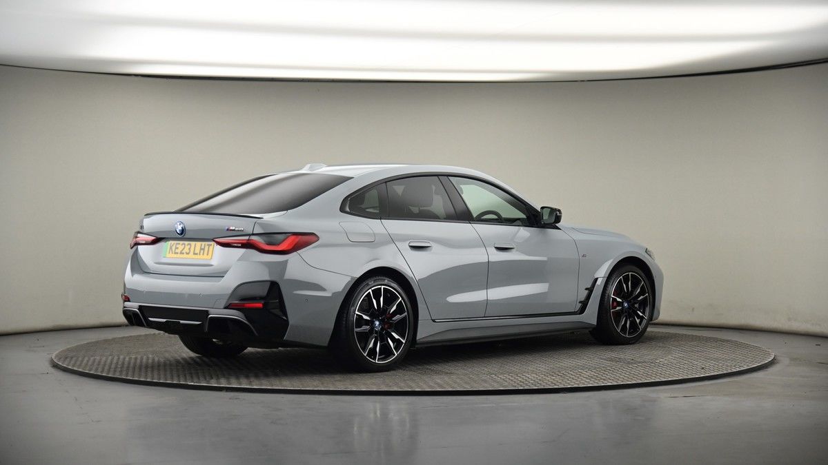 BMW i4 Image 3