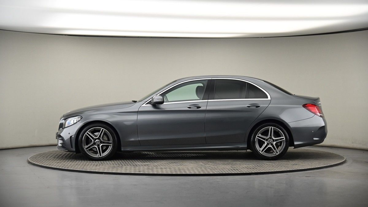 Mercedes-Benz C Class Image 36