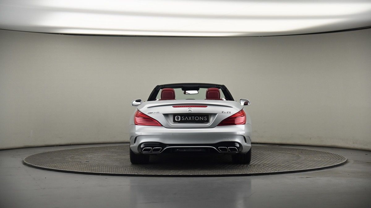 Mercedes-Benz SL Image 17