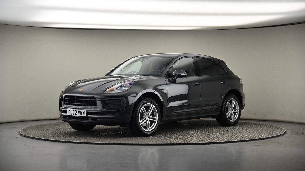 More views of Porsche Macan