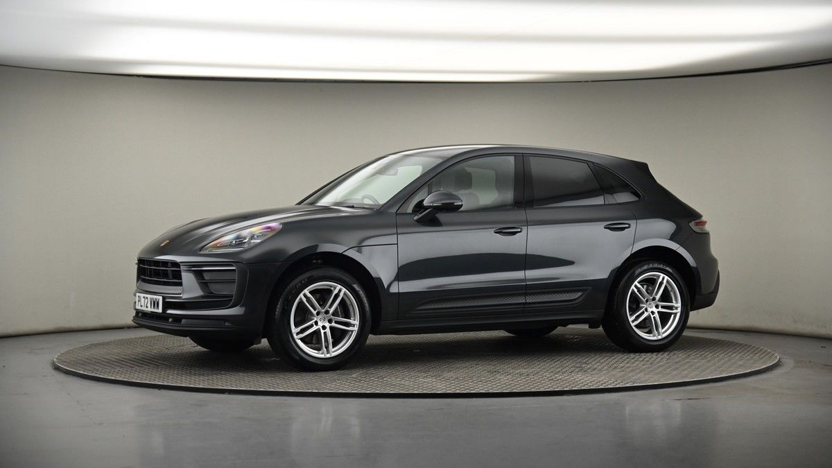 More views of Porsche Macan
