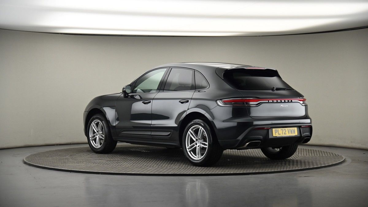 More views of Porsche Macan