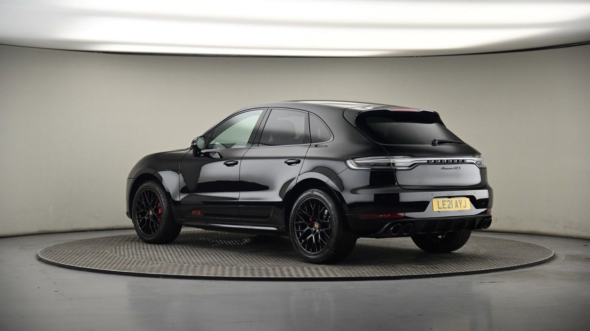 More views of Porsche Macan