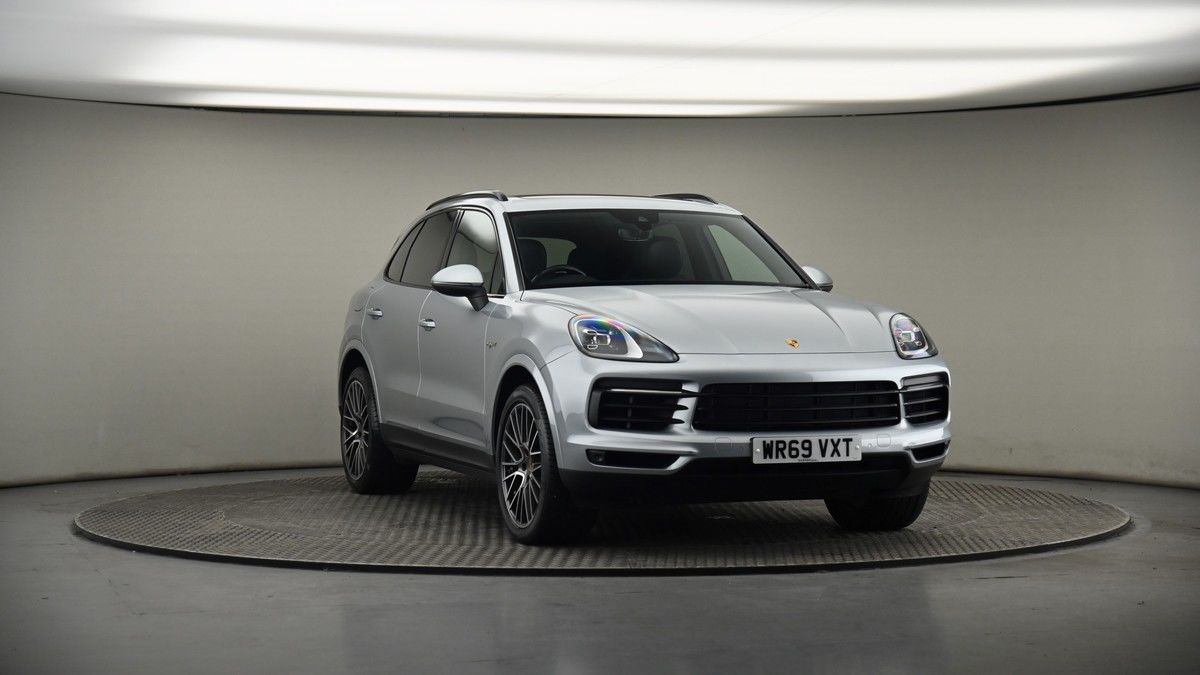 More views of Porsche Cayenne
