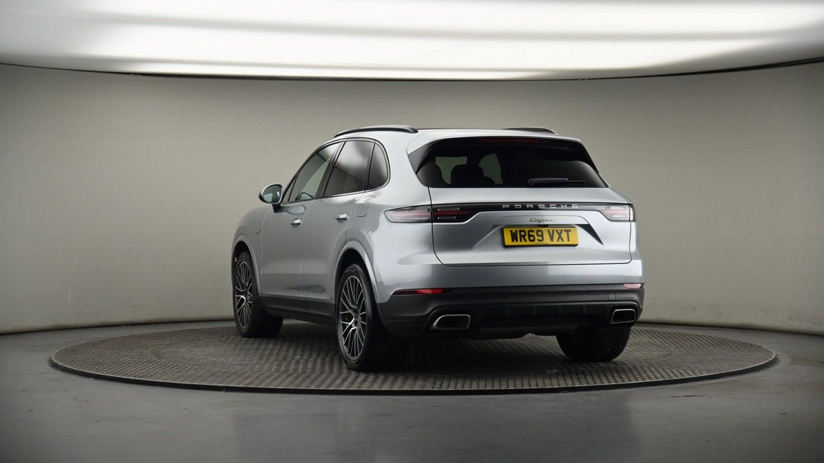 More views of Porsche Cayenne