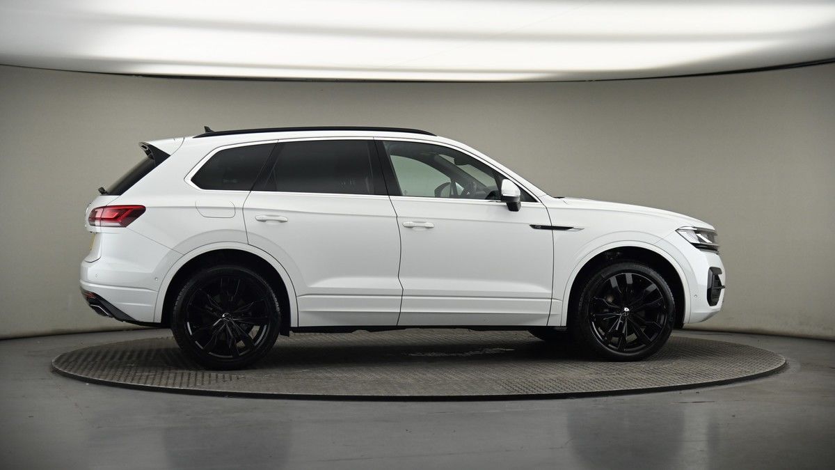 More views of Volkswagen Touareg