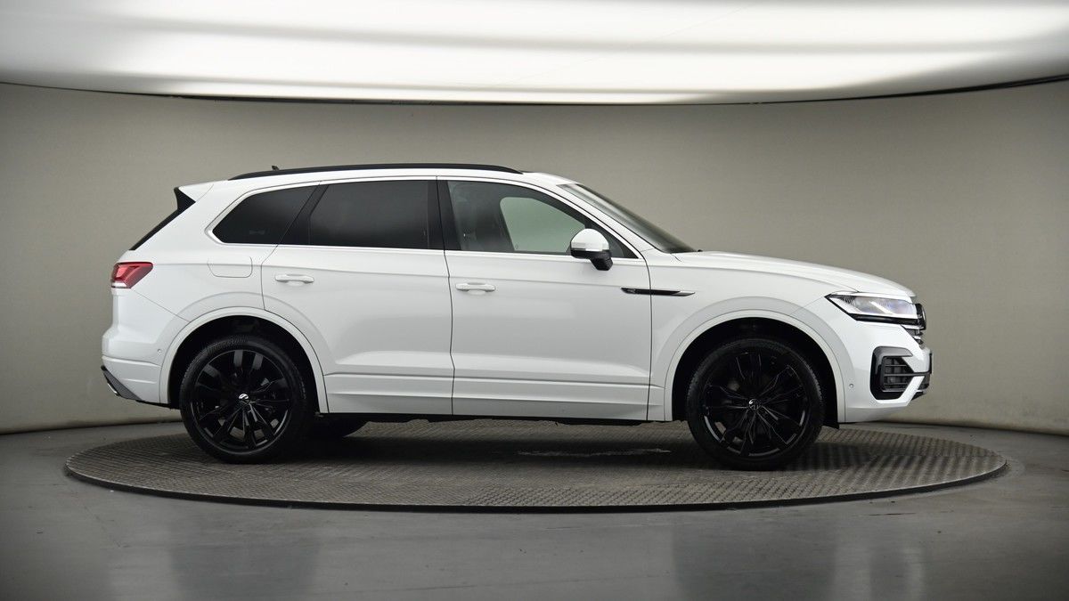 More views of Volkswagen Touareg